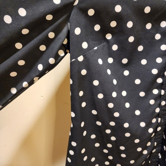 MERONA Polka Dot Black and white button Down Shirt size M - Picture 9 of 10